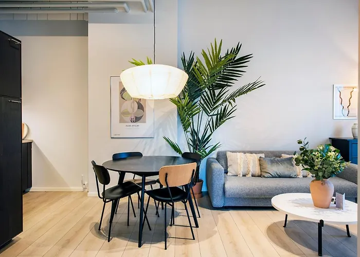 The By Daniel&jacob's *