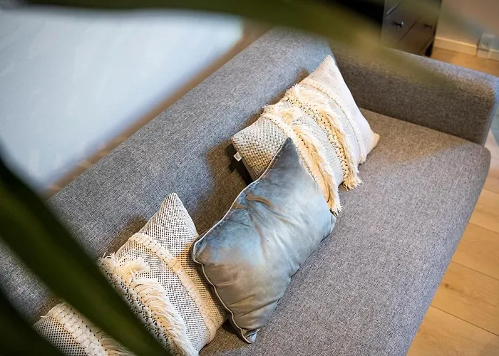 The By Daniel&jacob's *